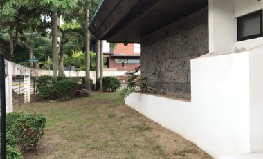 Corner House and Lot For Sale In Ayala Alabang