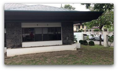 Corner House and Lot For Sale In Ayala Alabang