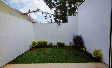 Casa en venta en Vistas de Altozano privada junto al OXXO