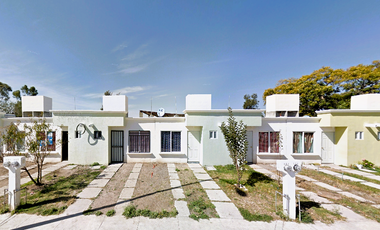 CASA EN REMATE SENDERO DEL LOBO 115 EL REHILETE FRACCIONAMIENTO REHILETE GUANAJUATO!!!
