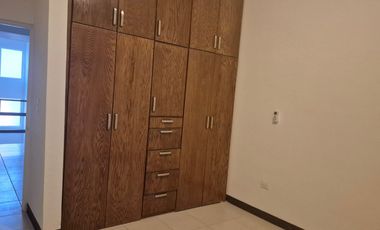 SE RENTA HERMOSA CASA EN FRACC PRIVADO