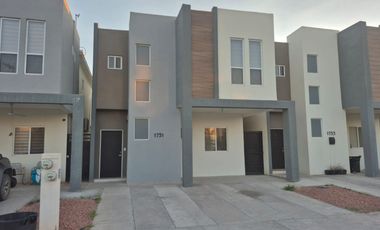 SE RENTA HERMOSA CASA EN FRACC PRIVADO