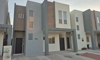 SE RENTA HERMOSA CASA EN FRACC PRIVADO