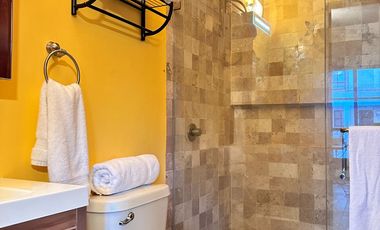 Departamento en Planta Baja con 3 Recámaras y Diseño de Concepto Abierto