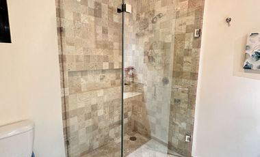 Departamento en Planta Baja con 3 Recámaras y Diseño de Concepto Abierto