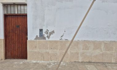 VENDO CASA DE PLAYA/LOCAL PUNTA NEGRA MUY BIEN UBICADO A 2 CUADRAS DEL MAR!!