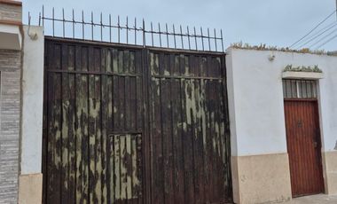 VENDO CASA DE PLAYA/LOCAL PUNTA NEGRA MUY BIEN UBICADO A 2 CUADRAS DEL MAR!!