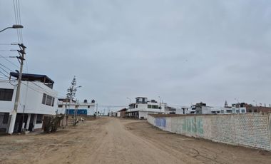 VENDO CASA DE PLAYA/LOCAL PUNTA NEGRA MUY BIEN UBICADO A 2 CUADRAS DEL MAR!!