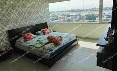 Renta de suite en edificio Quo Luxury. cerca al mall del Sol.