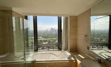 3 Bedroom For Lease in Essensa East Forbes, Taguig City