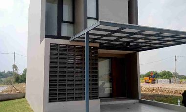 Girona Rumah ikonik yang estetik 2 lantai 60/75