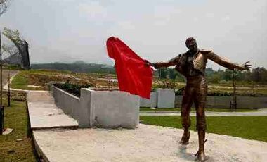 Girona Rumah ikonik yang estetik 2 lantai 60/75