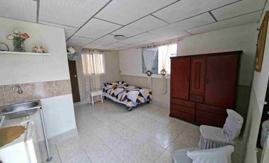 Suite amoblada en Cdla Simon Bolivar