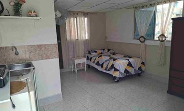 Suite amoblada en Cdla Simon Bolivar