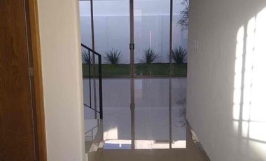 Casa en RENTA 3 recámaras