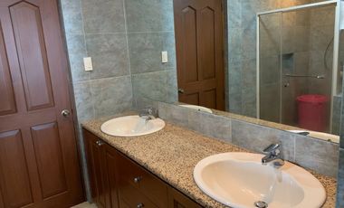 4 bedroom property in Loyola Grand Villas