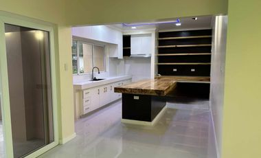 Four Bedroom with Panoramic View Brand New House For Sale in Baguio City