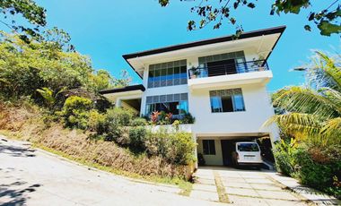 Brandnew Ready For Occupancy House in Amonsagana on The Mountain Town