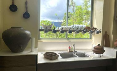 Brandnew Ready For Occupancy House in Amonsagana on The Mountain Town