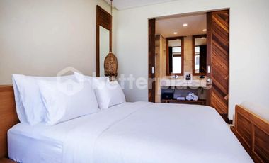 Modern Island Living – Elegant One-Bedroom Apartment with Private Terrace, Pool Views, and Ocean Proximity in Gili Trawangan