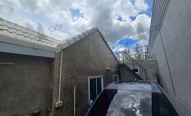 Single-storey detached house with roof terrace and private parking, sold as is, convenient transportation, Lat Krabang area.