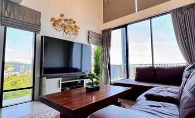 For sale Condo Sriracha Chonburi, Penthouse 3 bedroom 3 bathroom, Seaview Price 4.99 MB fully furnished.