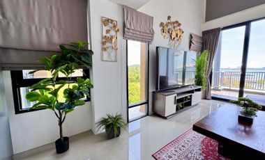 For sale Condo Sriracha Chonburi, Penthouse 3 bedroom 3 bathroom, Seaview Price 4.99 MB fully furnished.