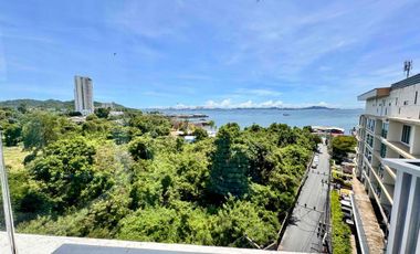 For sale Condo Sriracha Chonburi, Penthouse 3 bedroom 3 bathroom, Seaview Price 4.99 MB fully furnished.