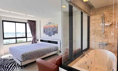 For sale Condo Sriracha Chonburi, Penthouse 3 bedroom 3 bathroom, Seaview Price 4.99 MB fully furnished.