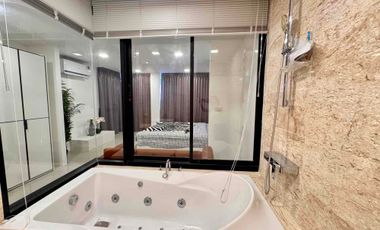 For sale Condo Sriracha Chonburi, Penthouse 3 bedroom 3 bathroom, Seaview Price 4.99 MB fully furnished.