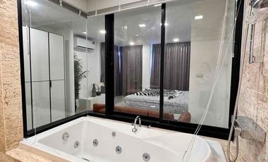 For sale Condo Sriracha Chonburi, Penthouse 3 bedroom 3 bathroom, Seaview Price 4.99 MB fully furnished.