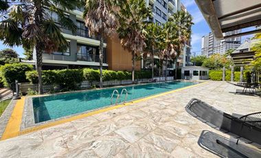 For sale Condo Sriracha Chonburi, Penthouse 3 bedroom 3 bathroom, Seaview Price 4.99 MB fully furnished.