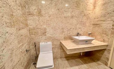 For sale Condo Sriracha Chonburi, Penthouse 3 bedroom 3 bathroom, Seaview Price 4.99 MB fully furnished.
