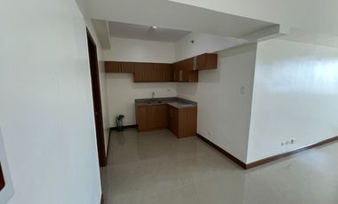 3 Bedrooms Condo unit in Palm Beach West Pasay near Mall of Asia and Aseana