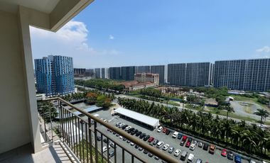 3 Bedrooms Condo unit in Palm Beach West Pasay near Mall of Asia and Aseana