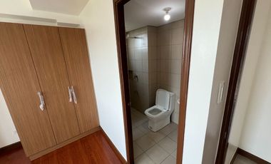 3 Bedrooms Condo unit in Palm Beach West Pasay near Mall of Asia and Aseana