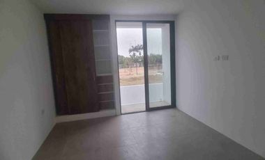 Vendo linda casa de dos plantas, Urbanización La Costa, etapa costa azul, vía Samborondón