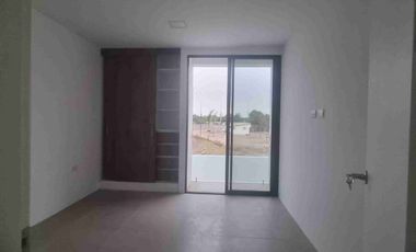 Vendo linda casa de dos plantas, Urbanización La Costa, etapa costa azul, vía Samborondón