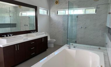 Casa en Renta Flor de Piedra