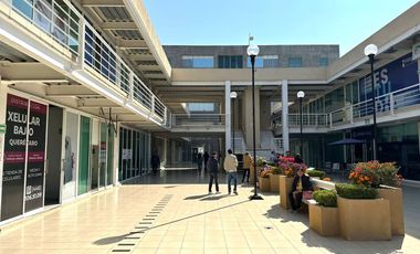 Local comercial de 48 m2 en Venta en Plaza Cristal