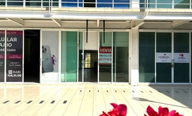 Local comercial de 48 m2 en Venta en Plaza Cristal