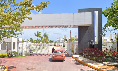 ¡OPORTUNIDAD ÚNICA! REMATO CASA EN PISTE SUPERMANZANA 319, CONDOMINIO IZAMAL RESIDENCIAL. BENITO JUÁREZ QUINATANA ROO