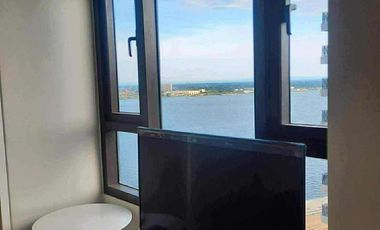 FOR SALE: Fully-Furnished Mandani Bay 1-Bedroom Corner Special Unit in Mandaue City, Cebu - P13M