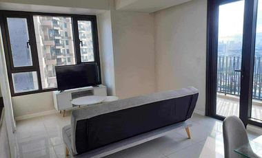 FOR SALE: Fully-Furnished Mandani Bay 1-Bedroom Corner Special Unit in Mandaue City, Cebu - P13M