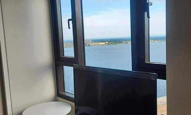 FOR SALE: Fully-Furnished Mandani Bay 1-Bedroom Corner Special Unit in Mandaue City, Cebu - P13M