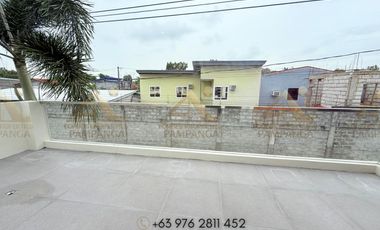 𝐅𝐎𝐑 𝐑𝐄𝐍𝐓:  𝐅𝐔𝐋𝐋𝐘 𝐅𝐔𝐑𝐍𝐈𝐒𝐇𝐄𝐃 𝟐 𝐒𝐓𝐎𝐑𝐄𝐘 𝐇𝐎𝐔𝐒𝐄 𝐖𝐈𝐓𝐇 𝐒𝐖𝐈𝐌𝐌𝐈𝐍𝐆 𝐏𝐎𝐎𝐋 𝐋𝐎𝐂𝐀𝐓𝐄𝐃 𝐈𝐍 𝐀 𝐒𝐔𝐁𝐃𝐈𝐕𝐈𝐒