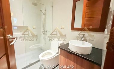 𝐅𝐎𝐑 𝐑𝐄𝐍𝐓: 𝟓-𝐁𝐞𝐝𝐫𝐨𝐨𝐦 𝐅𝐮𝐥𝐥𝐲 𝐅𝐮𝐫𝐧𝐢𝐬𝐡𝐞𝐝 𝐇𝐨𝐦𝐞 𝐰𝐢𝐭𝐡 𝐏𝐨𝐨𝐥 𝐧𝐞𝐚𝐫 𝐂𝐥𝐚𝐫𝐤, 𝐏𝐚𝐦𝐩𝐚𝐧𝐠𝐚🌴