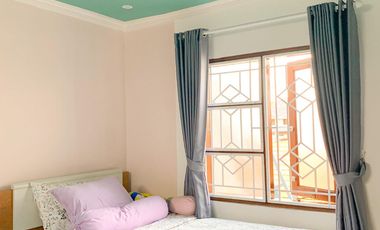 Villa di Sandik dekat jalan Pariwisata