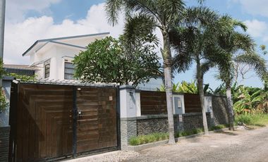 Villa di Sandik dekat jalan Pariwisata