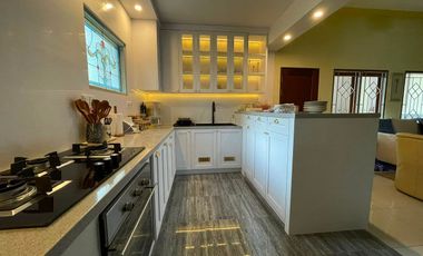 Villa di Sandik dekat jalan Pariwisata